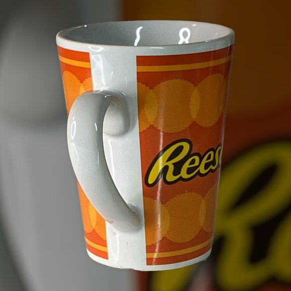 REESE"S Galerie Peanut Butter Cup-Coffee-Tea-Hot Chocolate-Mug-Never Used 14oz. - Picture 2 of 10